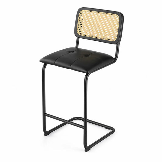 Sgabello in metallo nero con seduta in pelle PU e schienale in rattan