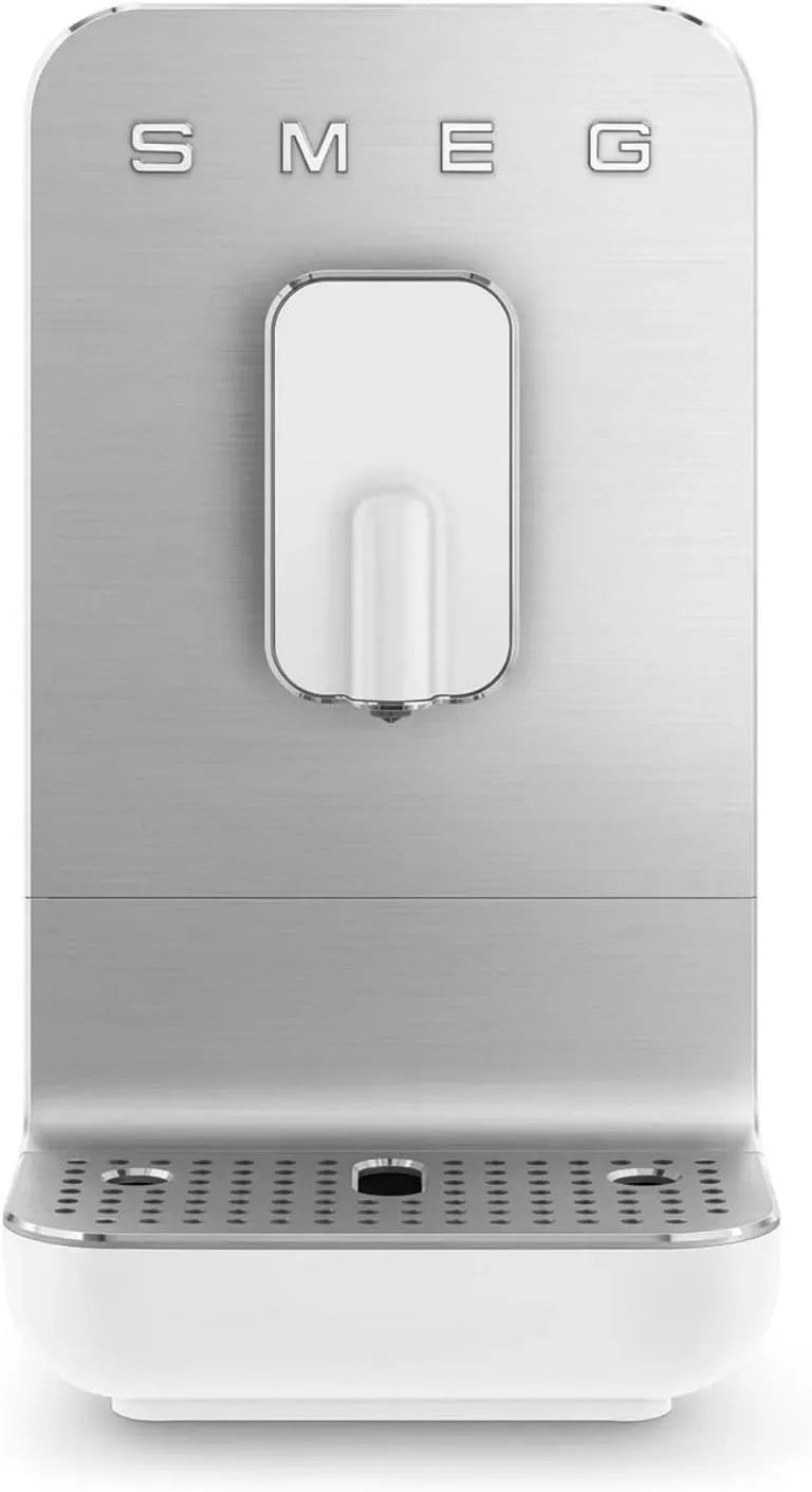 Smeg BCC11WHMEU Macchina da caffè, 1,4 L, 1350 W, ampio serbatoio, rimovibile, bianco, Serbatoio Acqua da 1,4 L